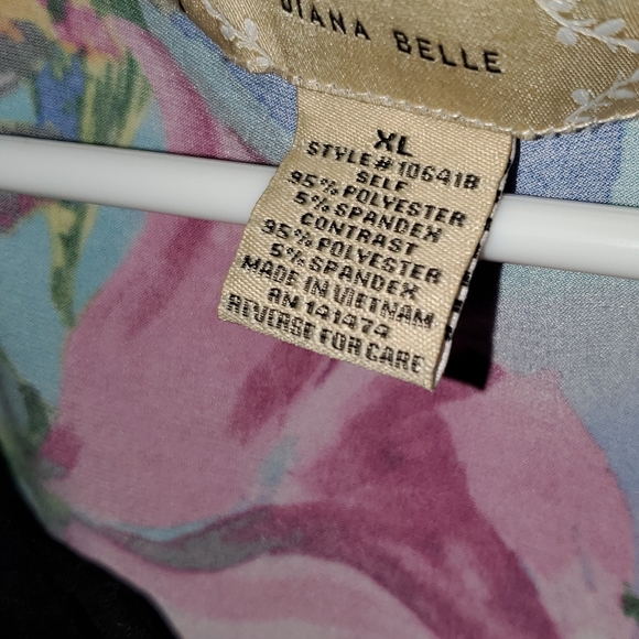 Pretty summer top - extra large - Picture 3 of 5